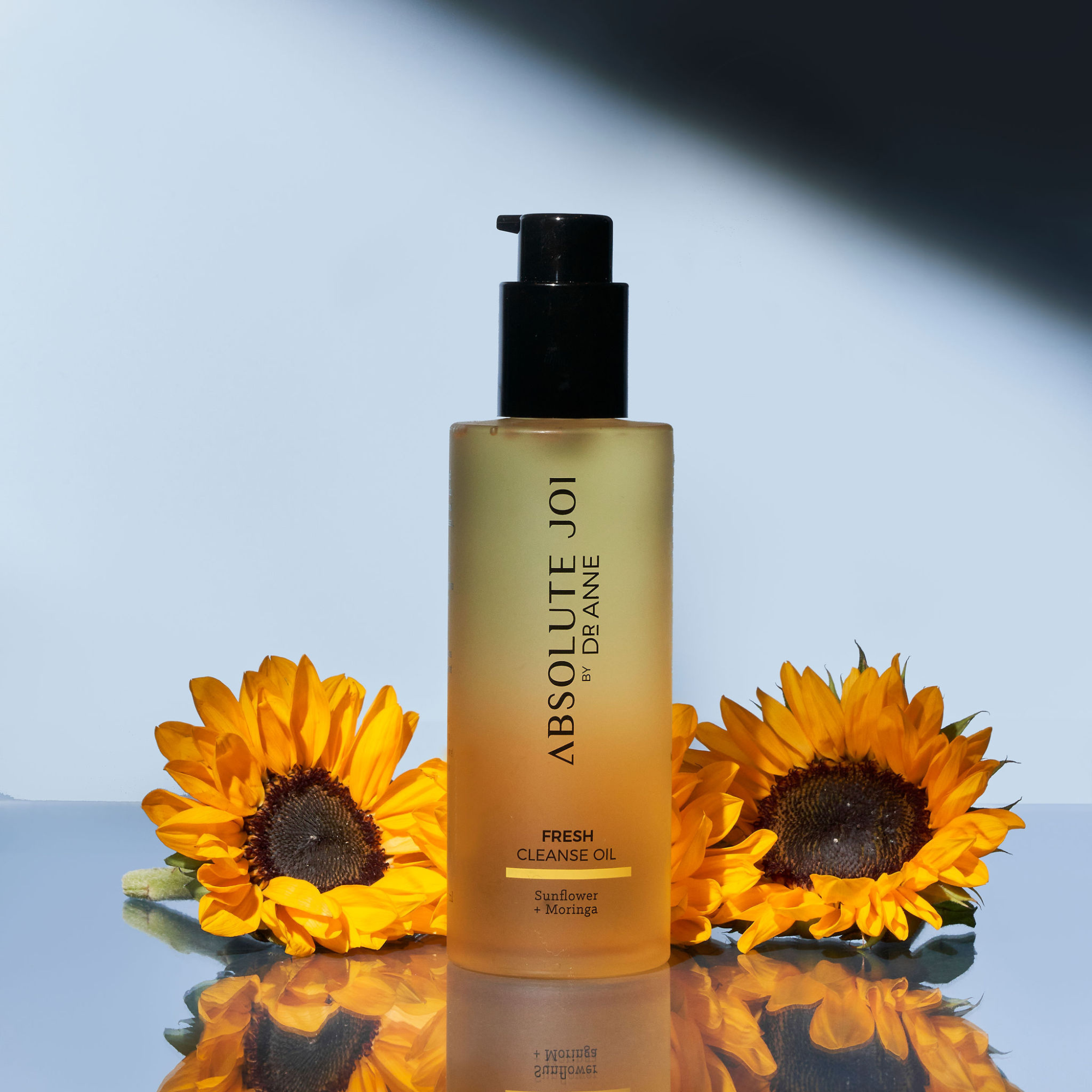 Cleansing Oil with Sunflower & Moringa